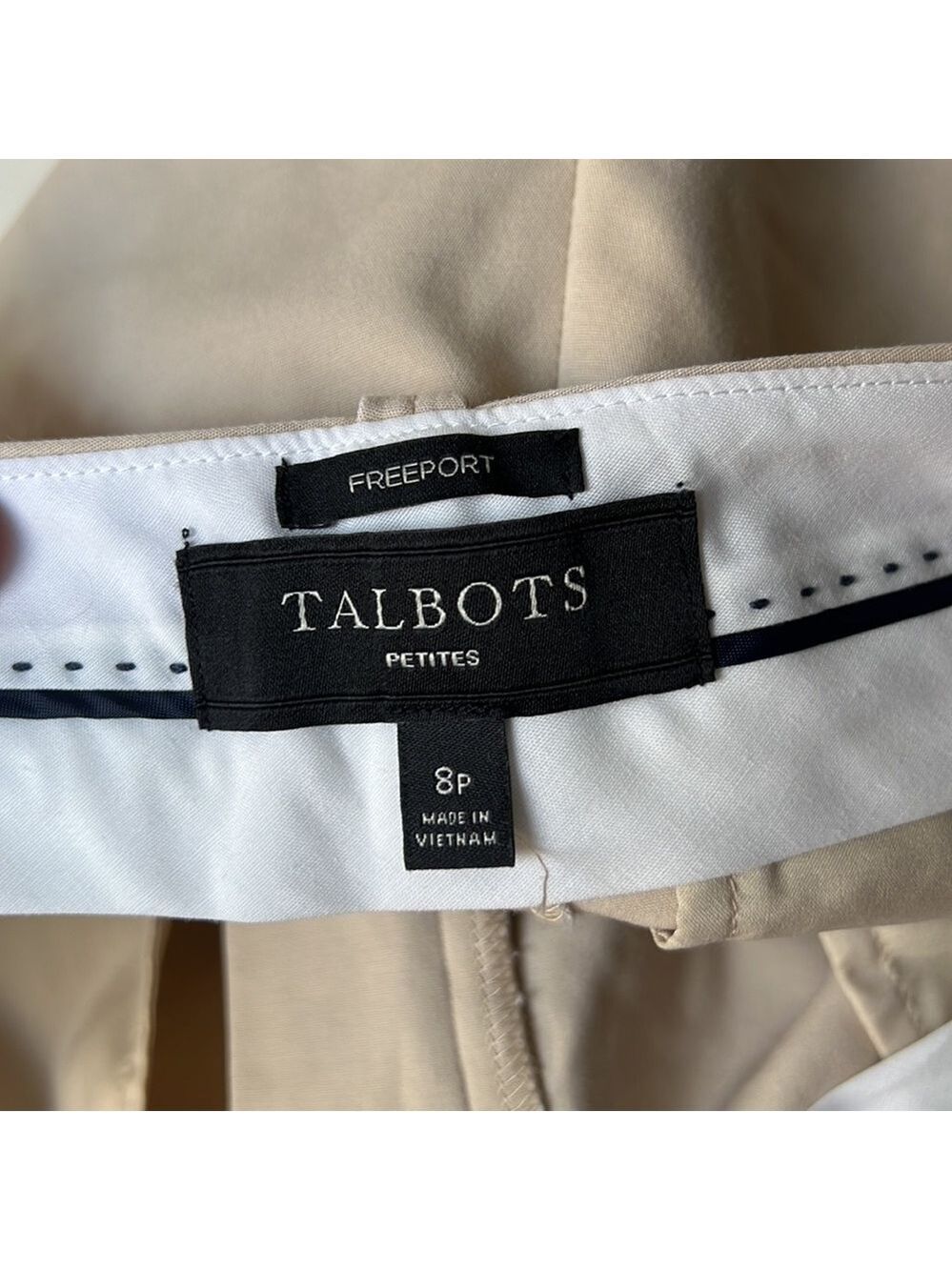 TALBOTS Cream Freeport Chino Pants Size 8P - Picture 2 of 9